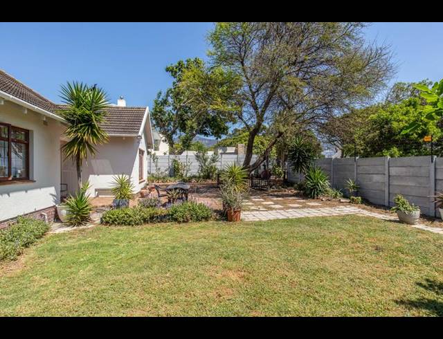 3 BEDROOM PROPERTY TO RENT IN MEADOWRIDGE